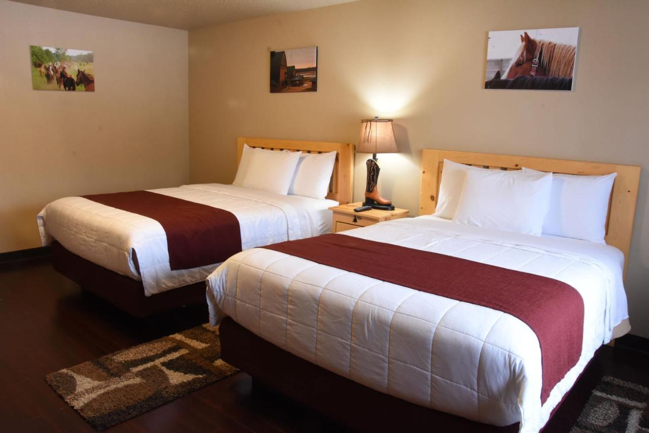 Woodside Dells Hotel & Suites Wisconsin Dells Bagian luar foto