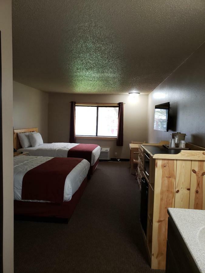 Woodside Dells Hotel & Suites Wisconsin Dells Bagian luar foto